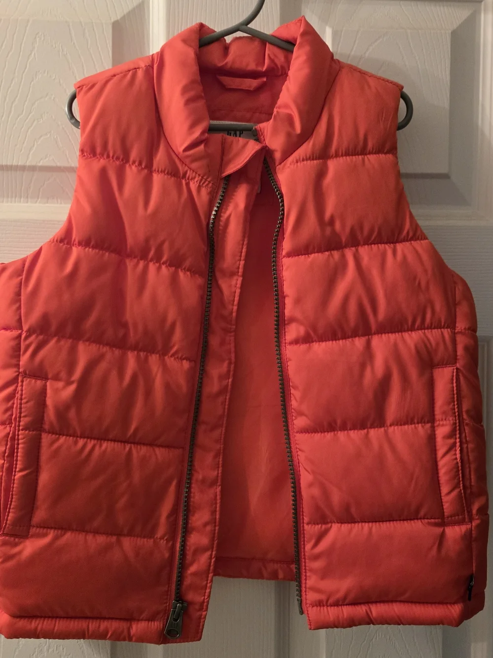 Gap Kids Puffer Vest - Red - XS